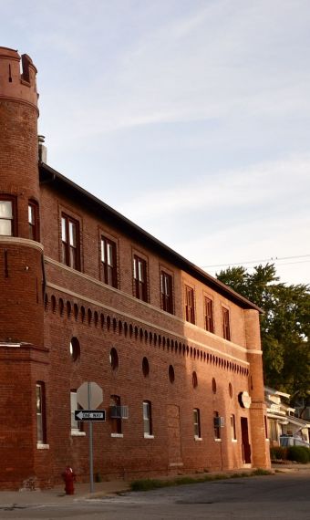 Big historic brick building in Red Oak, Texas